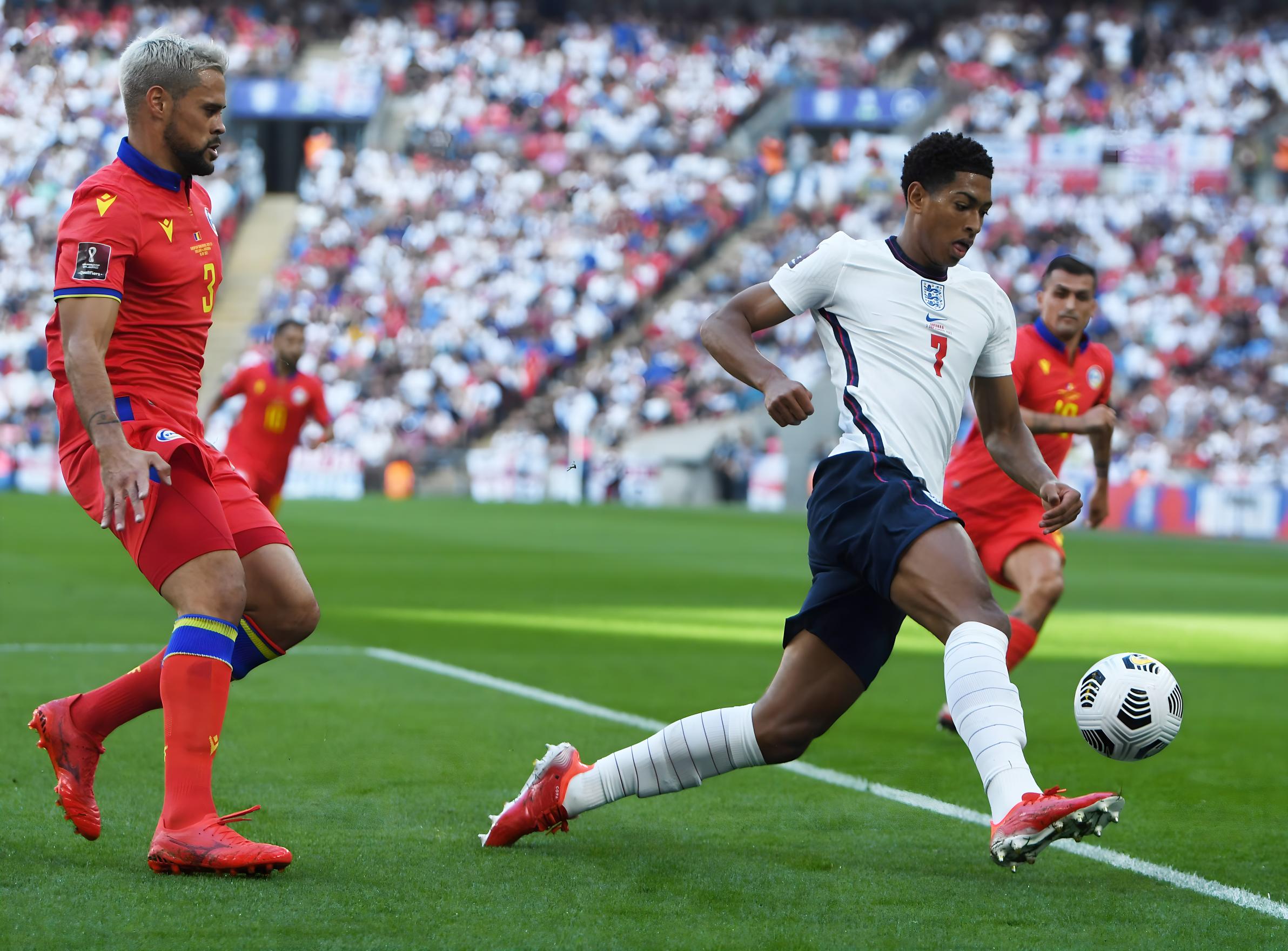 再增光辉 再增光辉