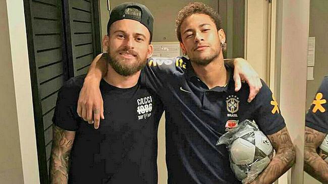 签下年轻潜 签下年轻潜