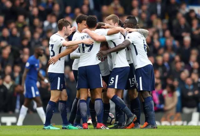 使防守至少 使防守至少